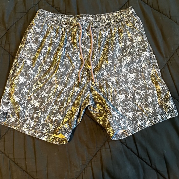 Alton Floral Men’s Shorts - Picture 1 of 2